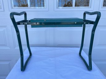 Folding Gardening Bench