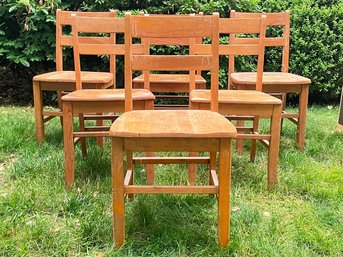 A Set Of 6 Vintage Maple And Oak Ladder Back Farmhouse Side Chairs