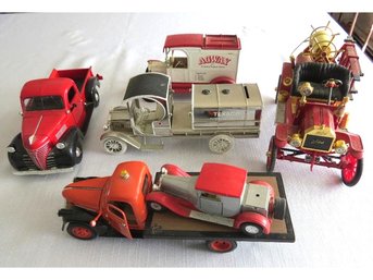 A Lot Of Vintage Cars & Trucks Including 2 Truck Banks
