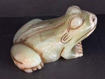 Charming Green Onyx Frog