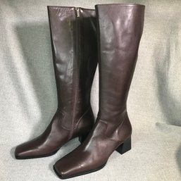 Brand New $600 BALLY Frosta Ladies Brown Leather Boots With Original Dust Bags - US 7 - EU 37-1/2' - WOW !