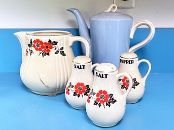 Hull Pottery And More