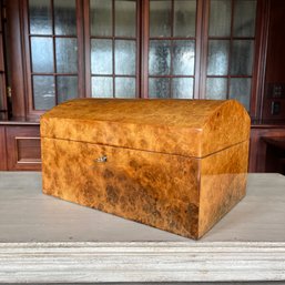 A Manning  Exotic Vavona Burl Vaneer Dome Humidor