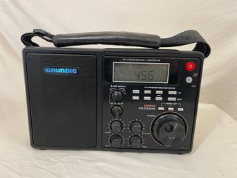 Grundig S450DLX Portable Field Radio