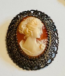 VINTAGE STERLING SILVER FILIGREE CAMEO PENDANT/BROOCH