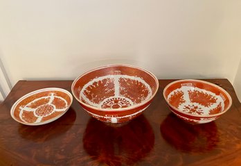 Set Of Three Japanese Porcelain Ware Burnt Orange Nesting Bowls