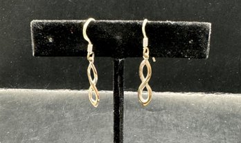 Sterling Silver Earrings 1.0 Grams