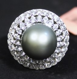 Sterling Silver Fine Dinner Ring Having Gray Pearl And White Stone Dinner Ring Size 7