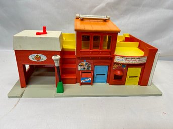 1973 Fisher Price  The Village Players