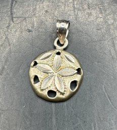 Sterling Silver Charm .8 Grams