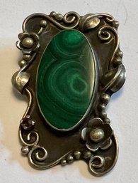 VINTAGE UNSIGNED STERLING SILVER MALACHITE SCROLLED BROOCH