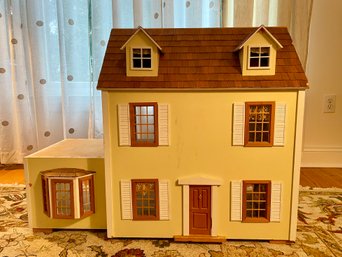 1970s Traditionally Designed Five Room Dollhouse