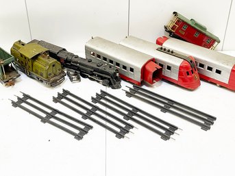 Antique Metal Lionel Trains And Tracks