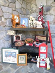 Miscellaneous Christmas Decorations And Collectibles