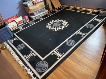 Chinese Style Rug. 133' X94'