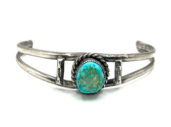 Gorgeous Vintage Native American Solid Sterling Silver Turquoise Cuff Bracelet