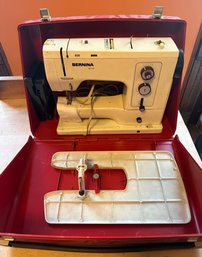 Bernina 830 Sewing Machine In Carrying Case With Accessories, Switzerland