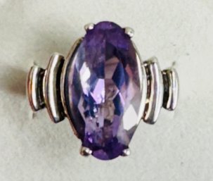 LARGE VINTAGE SIGNED STERLING SILVER AND FACETED OVAL AMETHYST RING