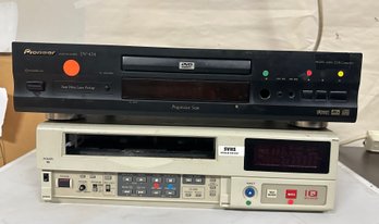 Panasonic AG-6730P Video Cassette Recorder & Pioneer Model DV-434 DVD Player, Mfg. Oct. 2000. RD - D4