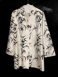 Pristine Graphic Linen Bamboo Blouse By Amber Sun - Size Large