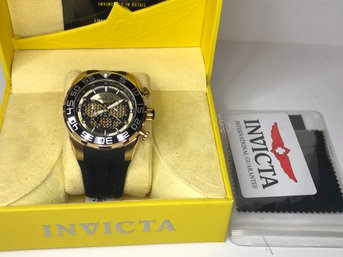Amazing Large $1,195 INVICTA CHRONOGRAPH Watch - Carbon Fiber Dial - Brushed Gold Tone Case - Silicone Strap