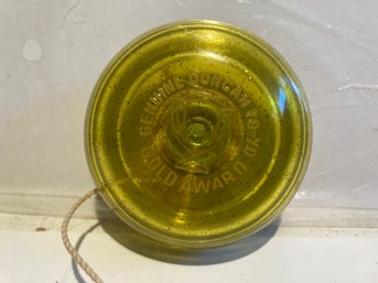 Vintage Yo Yo Genuine Dunkan Yo-yo Gold Award