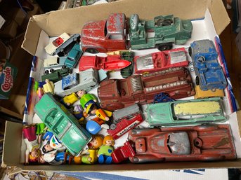 LARGE LOT VINTAGE TOY CARS INCLUDES AUBURN , TOOTSIE, AND HUBLEY