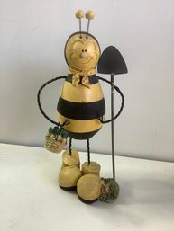 Garden Bee Decor