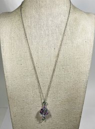 Fine Sterling Silver Chain Necklace Having Art Glass Pendant 18' Long