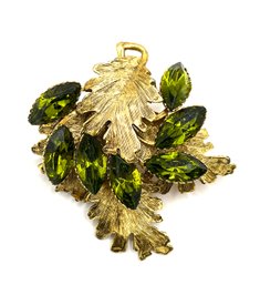 Gorgeous Vintage Brushed Gold Tone Green Stones Floral Brooch