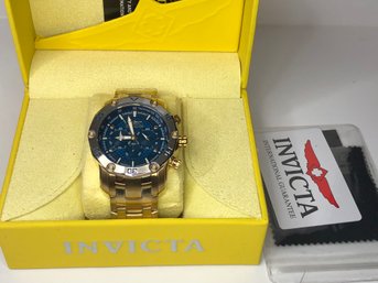 Incredible $995 INVICTA PRO DIVER Chronograph Watch - Very Masculine - With Box And Card - Great Gift Idea !