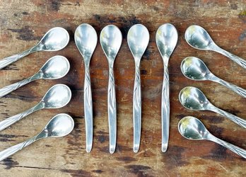 A Set Of 12 Towle Sterling Silver Southwind Tea Spoons