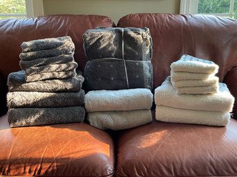 Assorted Grey Towels In Various Sizes-Ralph Lauren & Calvin Klein Included