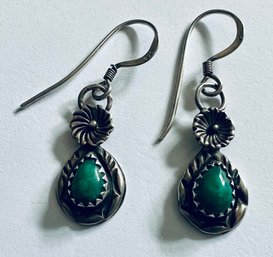 VINTAGE SIGNED S. JACK NATIVE AMERICAN GREEN STONE DANGLE EARRINGS