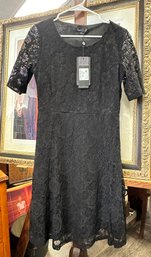 Unworn With Tag - Smashed Lemon Women's Half Sleeve Lace Crewneck Sheath Black Color Dress Size US 8.