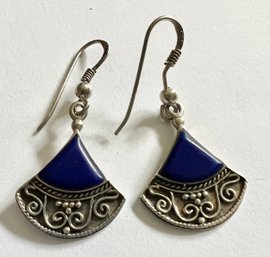 PRETTY STERLING SILVER LAPIS DANGLE EARRINGS