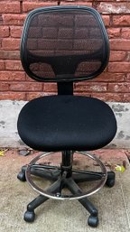 Basic Black Office Chair