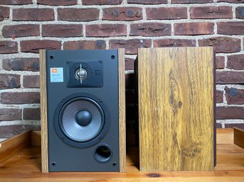 Vintage - JBL Bookshelf Speakers Model J216A