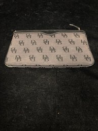 Dooney And Bourke Zipper Wallet