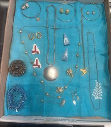 Lot Of Jewelry Collection Sets Of Ear Rings, Necklaces, Bracelet, Pendants, Bangle & Pin. JJ/A4