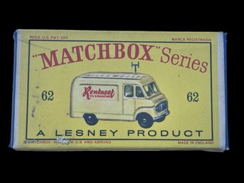 AWESOME Unpunched Vtg 1963 Matchbox #62 TV Service Van Radio Rentals Original Box