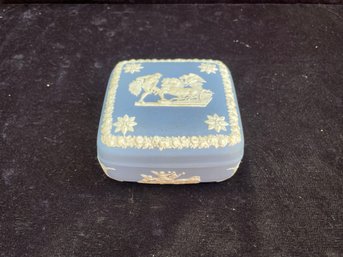 Vintage Wedgwood Blue Jasperware Large Covered Trinket Box