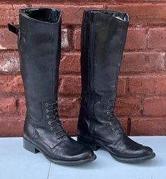 Woman's Size 7M Clark Leather Boots