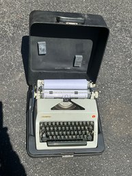 Vintage Olympia SM8 DeLuxe Typewriter Very Collectible