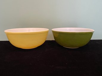 Pair Of Pyrex Mixing Bowls