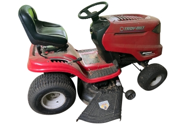 Troy-bilt Bronco Series Ride On Lawn Mower