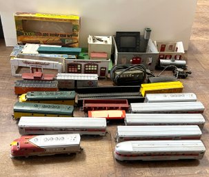 Generous Lot Of Vintage Model Train Items