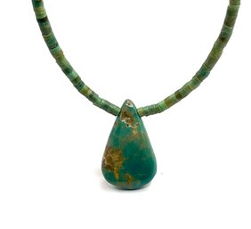 Vintage Green Turquoise Color Shell Beads And Pendant Necklace