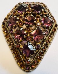 VINTAGE PURPLE RHINESTONE GOLD TONE DRESS CLIP