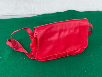Italian Red Leather Handbag, Tuvya?